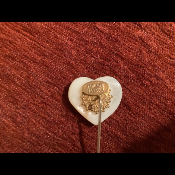 COPY - Signed Miriam Haskell Mother of Pearl Heart Pin - Picture 3 of 3